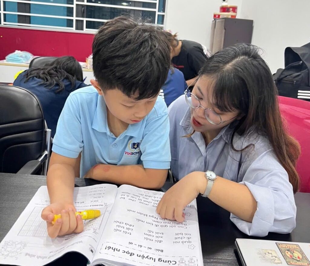Trung tâm 2S Education