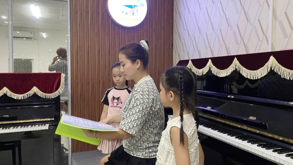 Trung tâm Nghệ thuật Golden Art